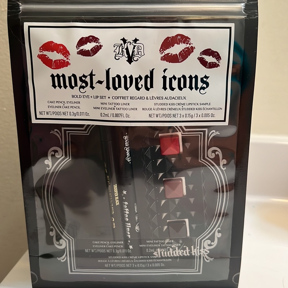Kat Von D makeup set